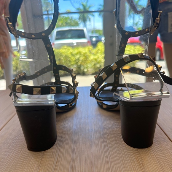 VALENTINO ROCKSTUD CALFSKIN ANKLE STRAP SANDAL 60MM
 size 38 1/2 (8) - Picture 5 of 16